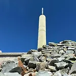 Brand New On The Sunny Side Of Gaustatoppen With A Beautiful View Tuddal