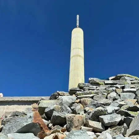 Brand New On The Sunny Side Of Gaustatoppen With A Beautiful View Tuddal
