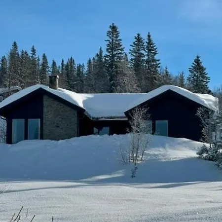 Brand New On The Sunny Side Of Gaustatoppen With A Beautiful View 別荘 Tuddal